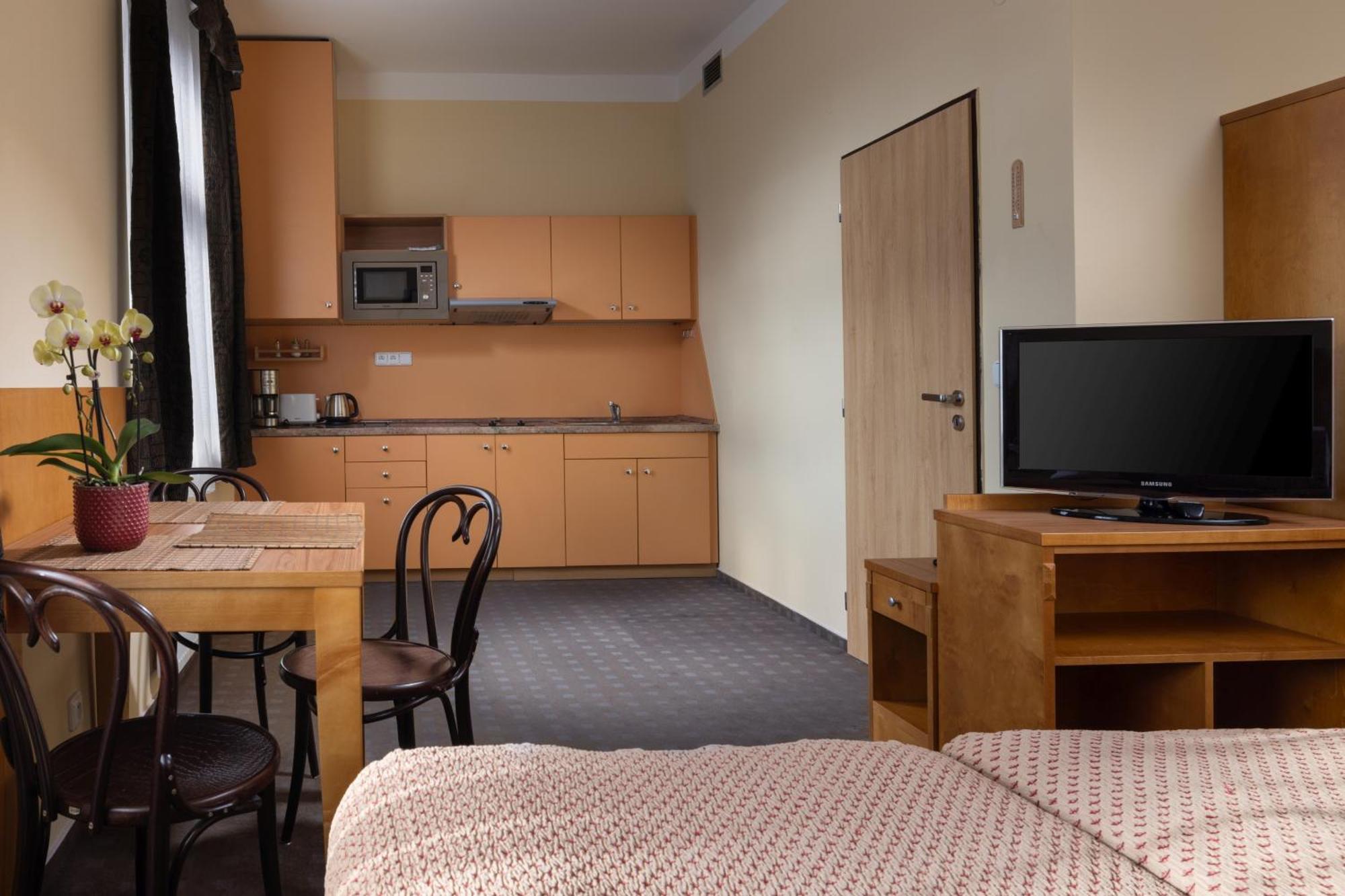 Anyday Apartments Praha Bagian luar foto